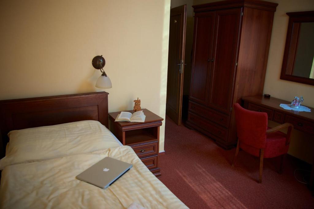 Hotel Vila Anna เตรนชิอาสกี เตปลิตเซ ภายนอก รูปภาพ